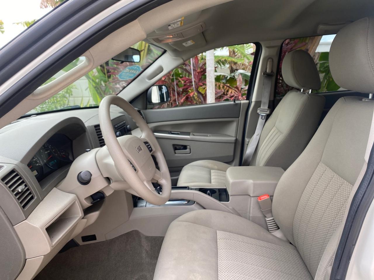 2005 Jeep Grand Cherokee Laredo LOW MILES 61,351 Pompano Beach FL