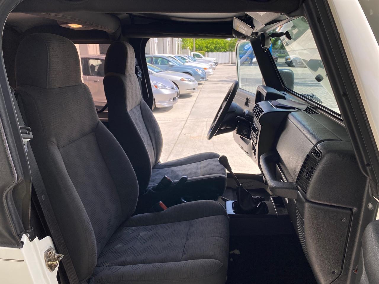 2005 Jeep Wrangler SE 4WD LOW MILES 29,371 1 OWNER Pompano Beach FL