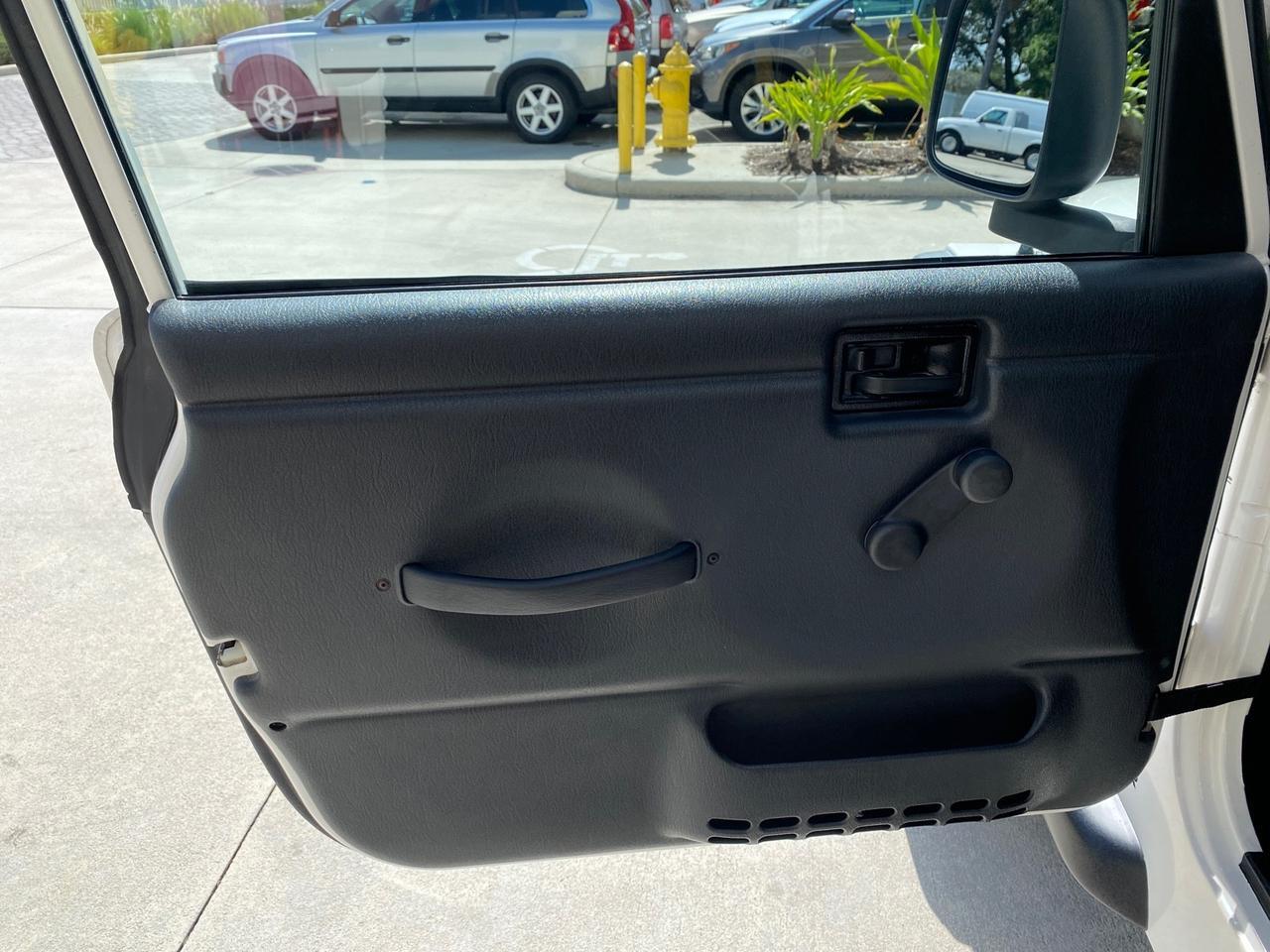 2005 Jeep Wrangler SE 4WD LOW MILES 29,371 1 OWNER Pompano Beach FL