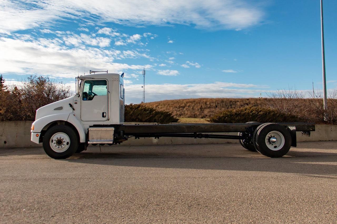 2005 Kenworth T300 Cab & Chassis Red Deer AB