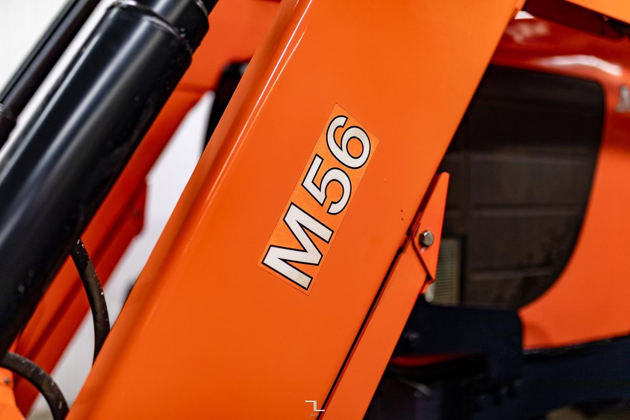 2005 Kubota M125X 4WD Tractor Loader Bucket Diesel Red Deer AB