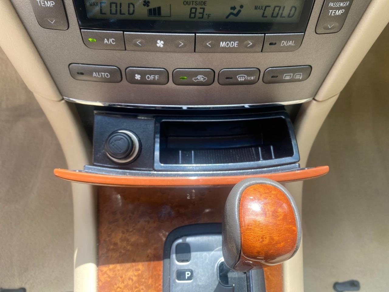 2005 Lexus ES 330 photo 44