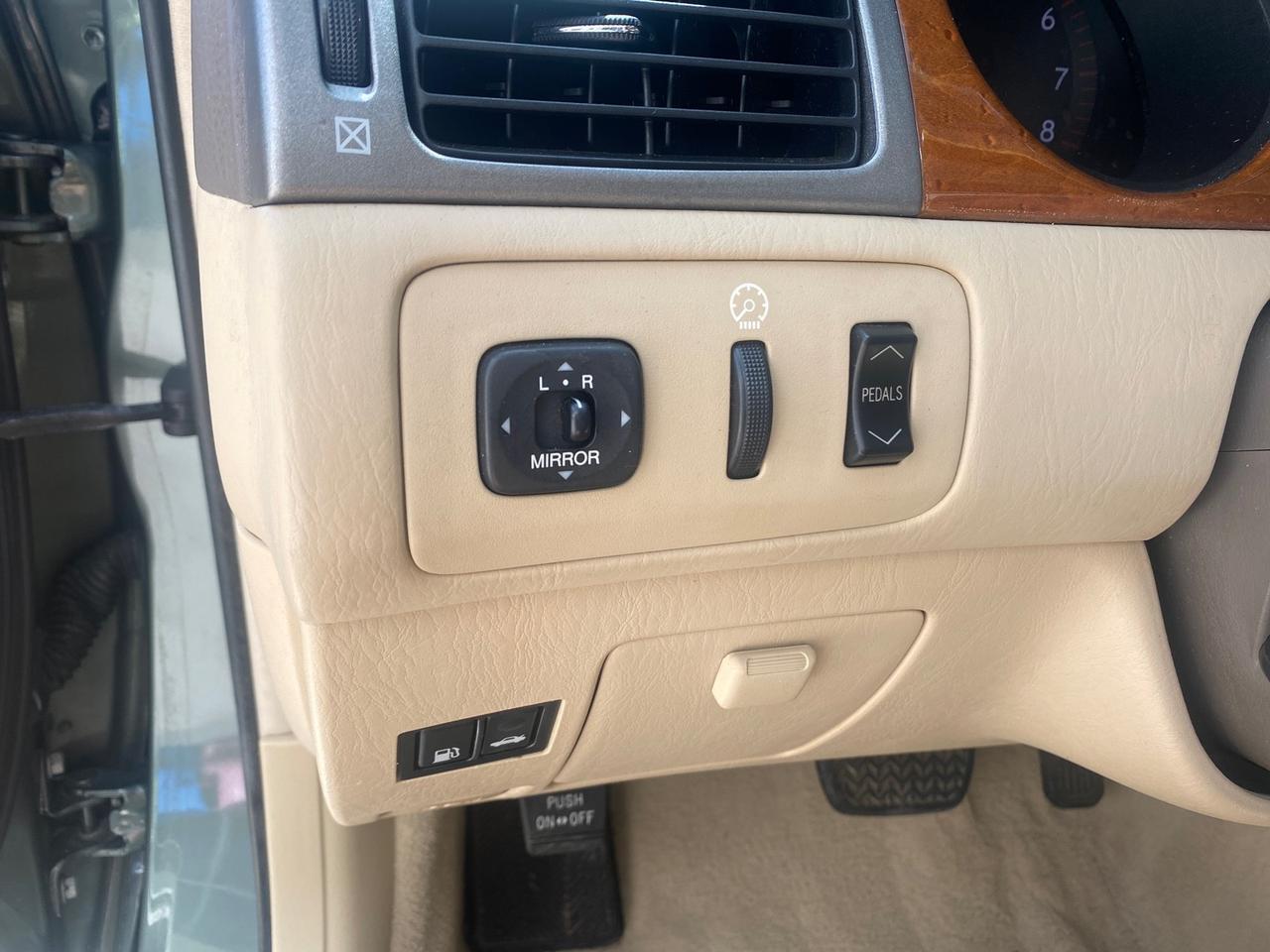 2005 Lexus ES 330 photo 39