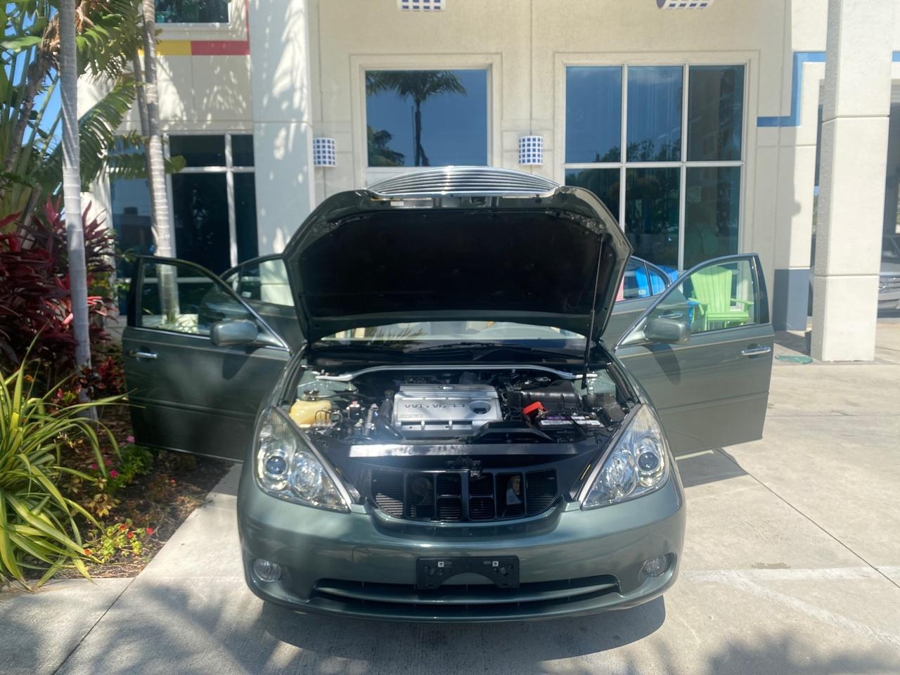 2005 Lexus ES 330 photo 16
