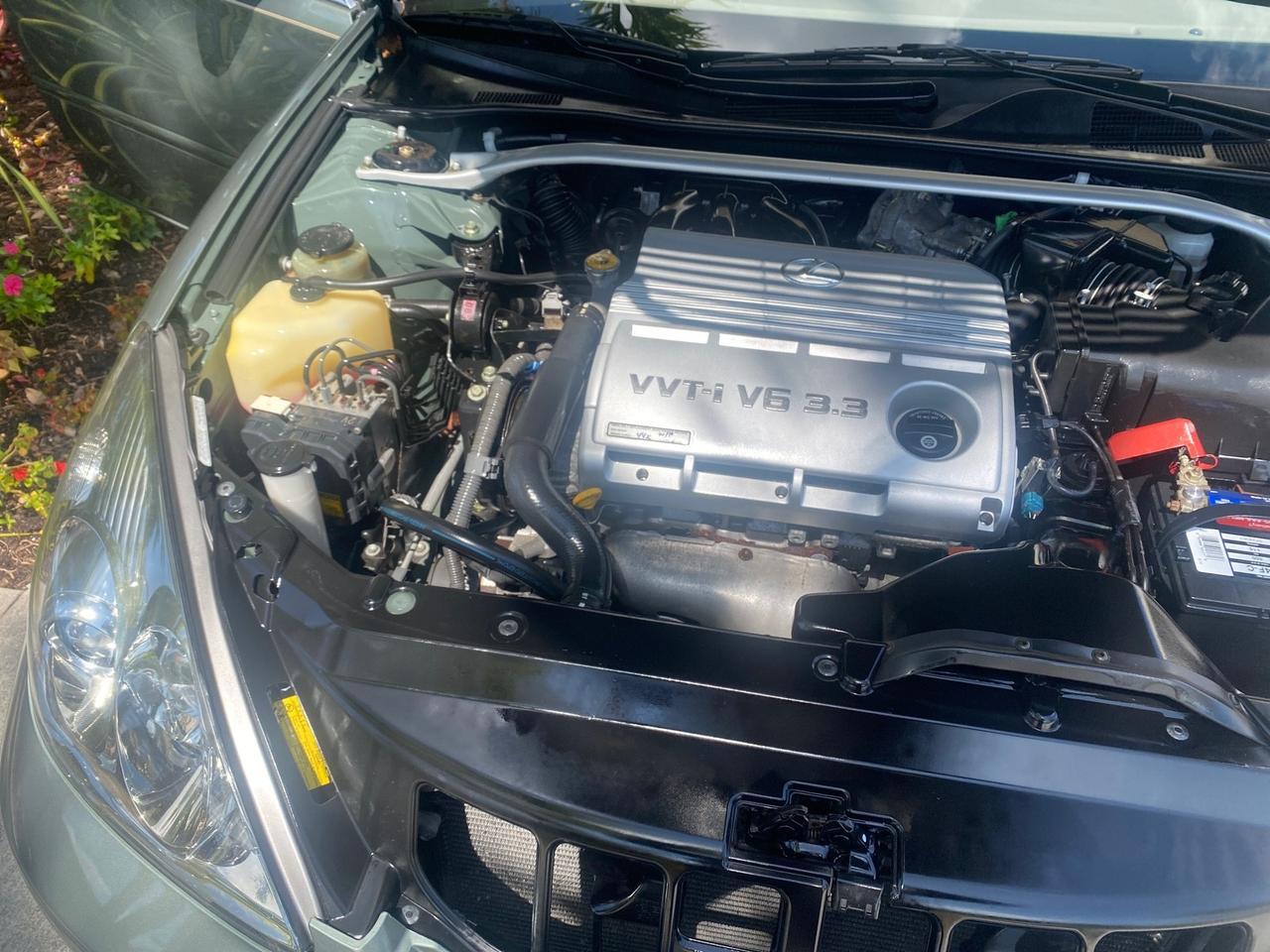 2005 Lexus ES 330 photo 23