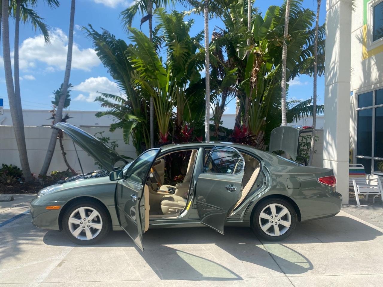 2005 Lexus ES 330 photo 8