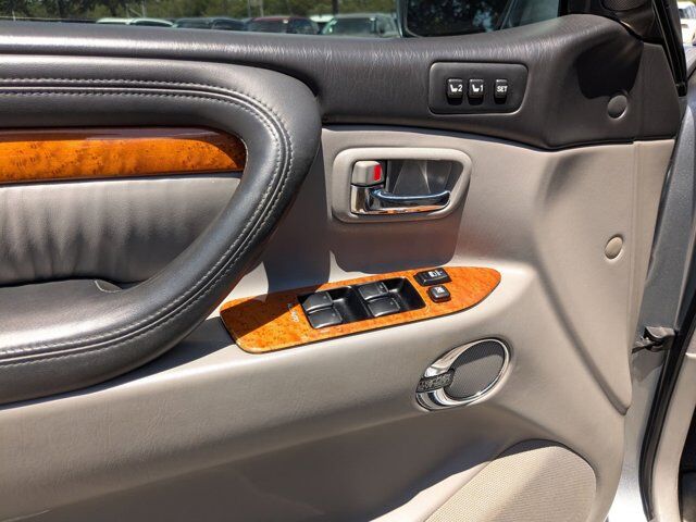 2005 Lexus LX 470 470