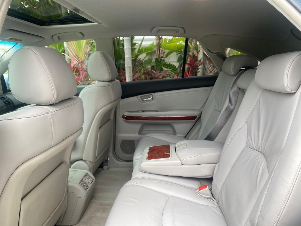 2005 Lexus RX 330 LOW MILES 68,645 1 OWNER Pompano Beach FL