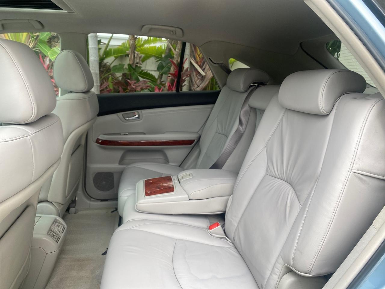 2005 Lexus RX 330 LOW MILES 68,645 1 OWNER Pompano Beach FL