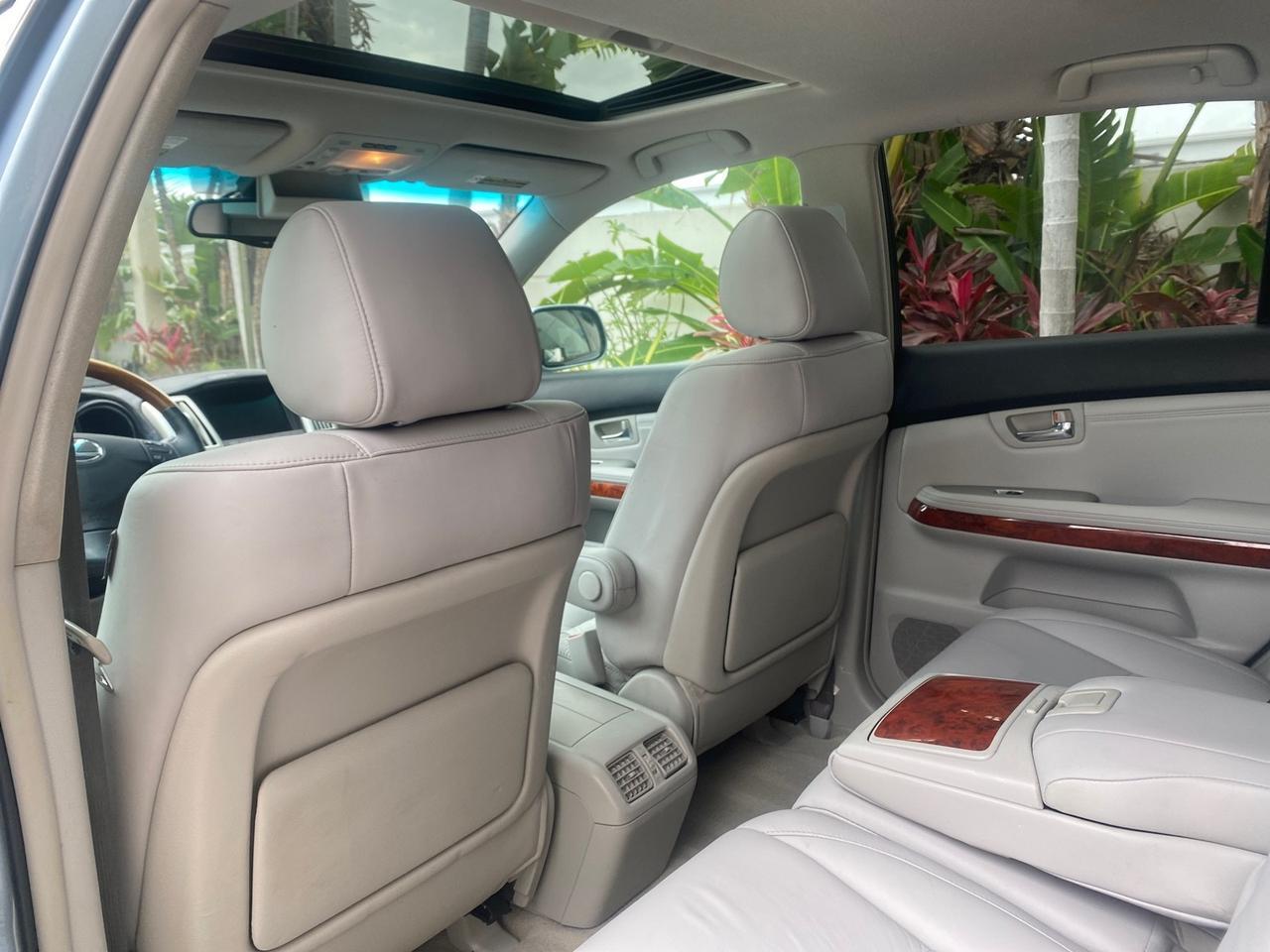 2005 Lexus RX 330 LOW MILES 68,645 1 OWNER Pompano Beach FL