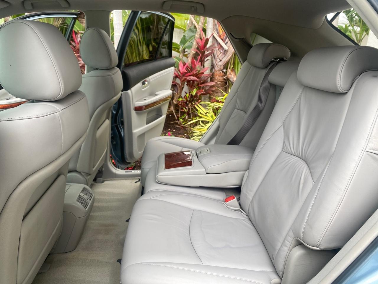 2005 Lexus RX 330 LOW MILES 68,645 1 OWNER Pompano Beach FL