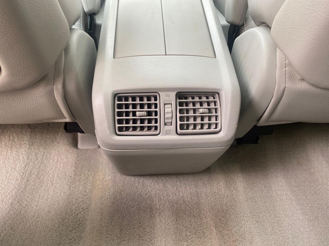 2005 Lexus RX 330 LOW MILES 68,645 1 OWNER Pompano Beach FL