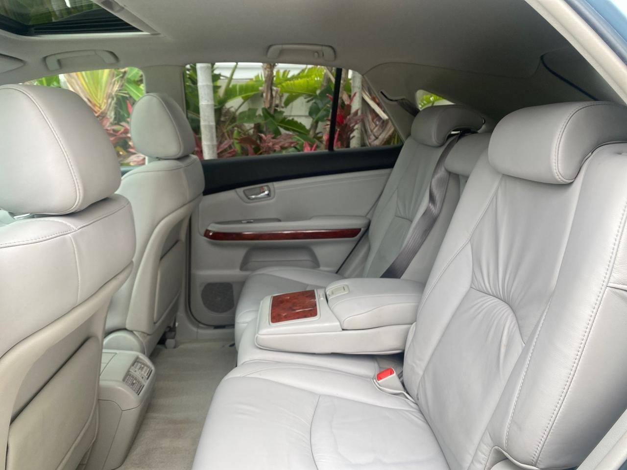 2005 Lexus RX 330 LOW MILES 68,645 1 OWNER Pompano Beach FL