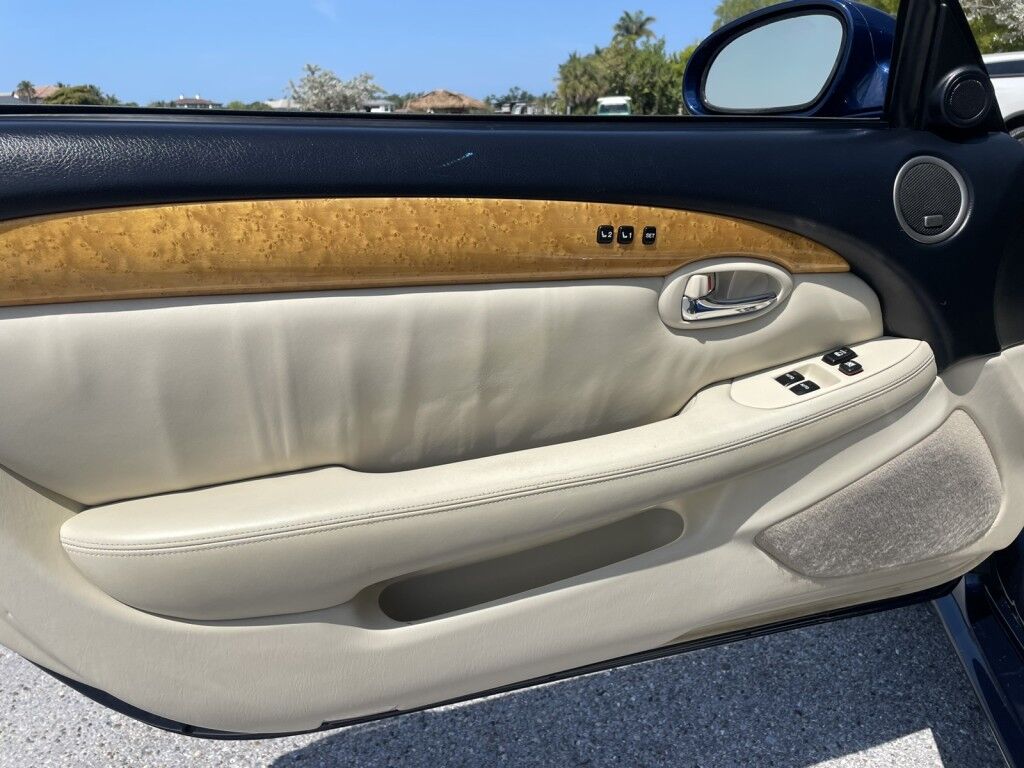 2005 Lexus SC 430 CONVERTIBLE~CLEAN CARFAX~GREAT BEACH CAR~LOW MILES~ONLINE FINANCE AND SHIPPING AVAILABLE!!!! Sarasota FL