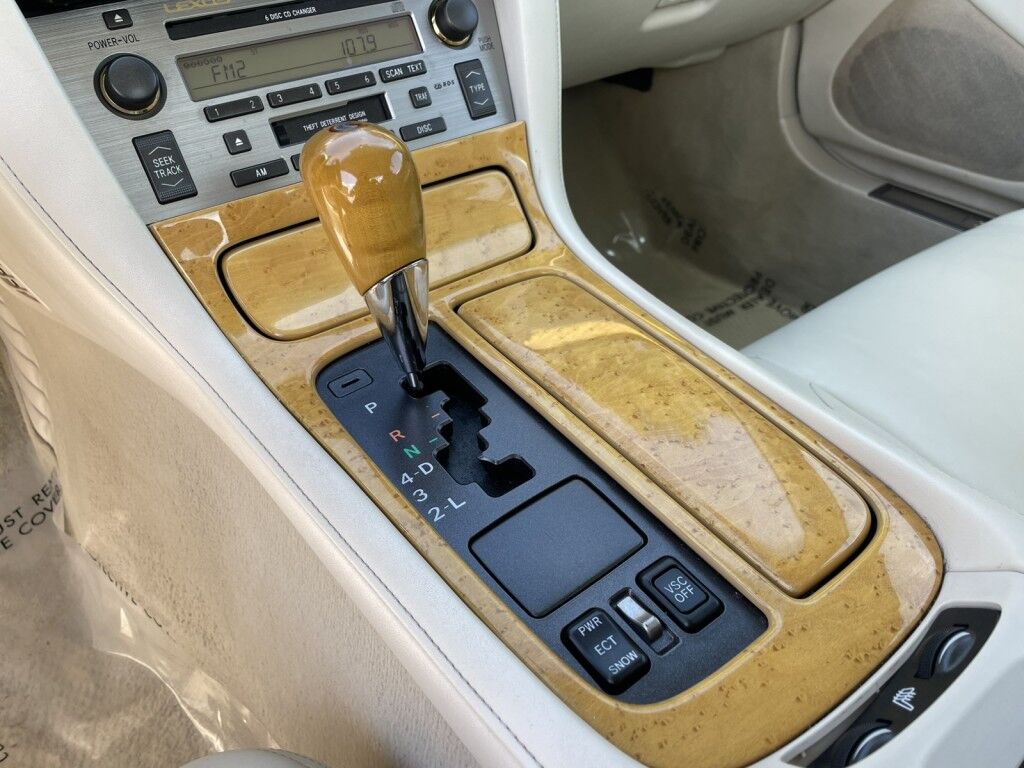 2005 Lexus SC 430 CONVERTIBLE~CLEAN CARFAX~GREAT BEACH CAR~LOW MILES~ONLINE FINANCE AND SHIPPING AVAILABLE!!!! Sarasota FL