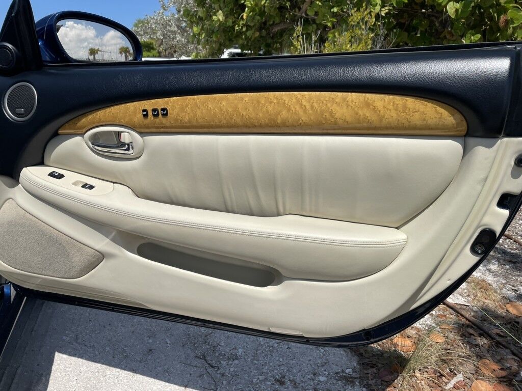 2005 Lexus SC 430 CONVERTIBLE~CLEAN CARFAX~GREAT BEACH CAR~LOW MILES~ONLINE FINANCE AND SHIPPING AVAILABLE!!!! Sarasota FL