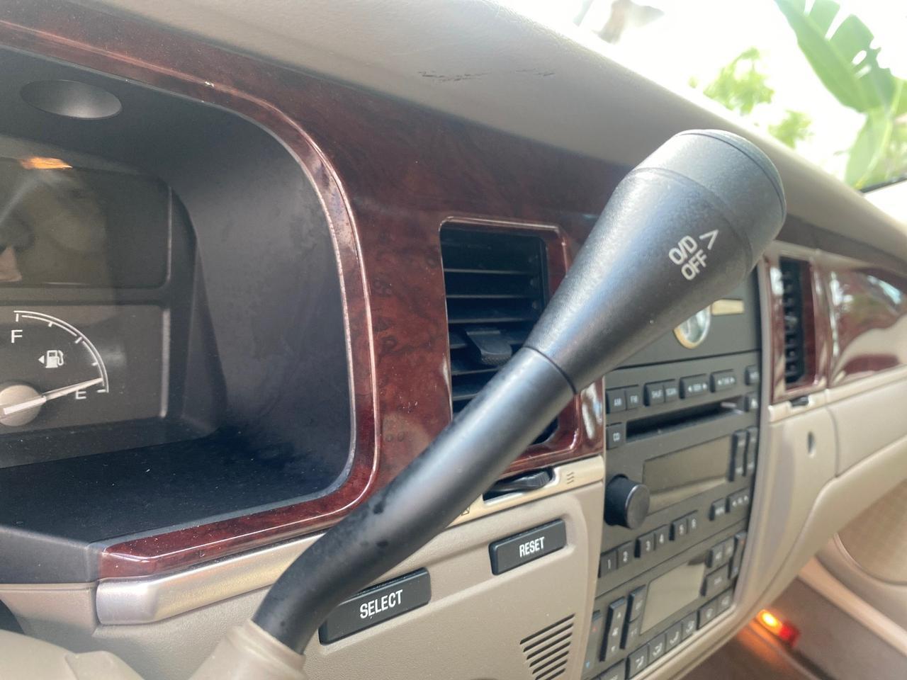 2005 Lincoln Town Car Signature 1 OWNER FL LOW MILES 39,256 Pompano Beach FL
