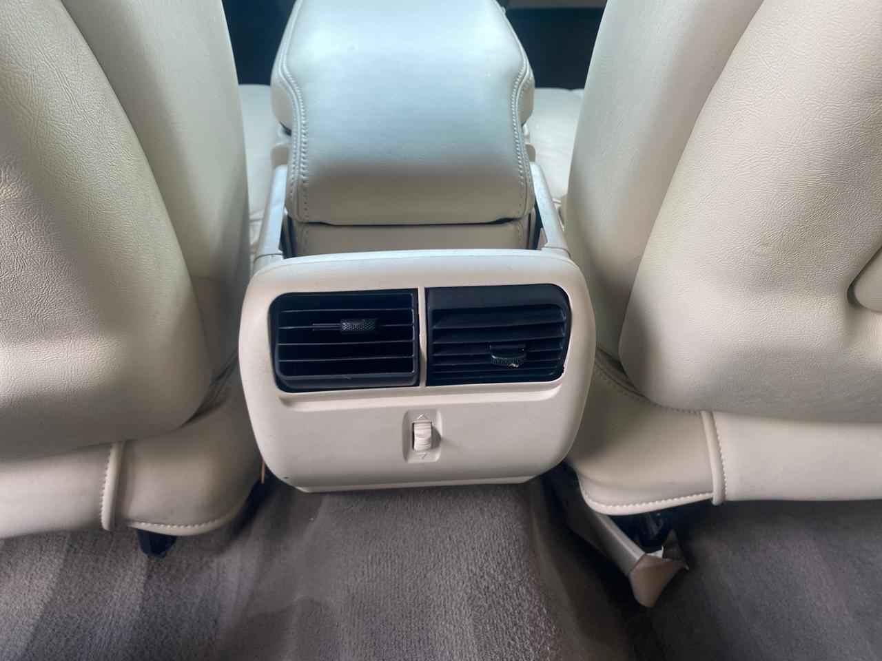 2005 Lincoln Town Car Signature 1 OWNER FL LOW MILES 39,256 Pompano Beach FL