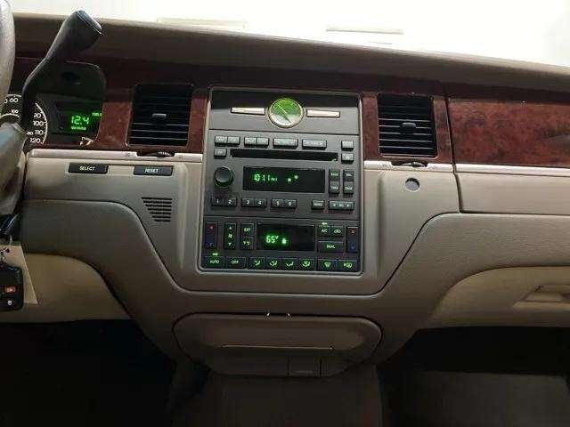 2005 Lincoln Town Car Signature Dallas TX