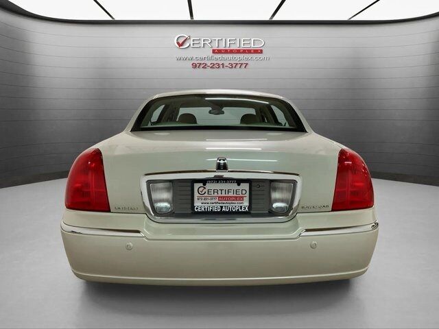 2005 Lincoln Town Car Signature Dallas TX