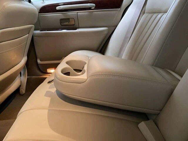 2005 Lincoln Town Car Signature Dallas TX