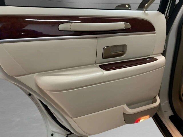 2005 Lincoln Town Car Signature Dallas TX