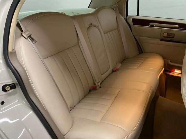 2005 Lincoln Town Car Signature Dallas TX