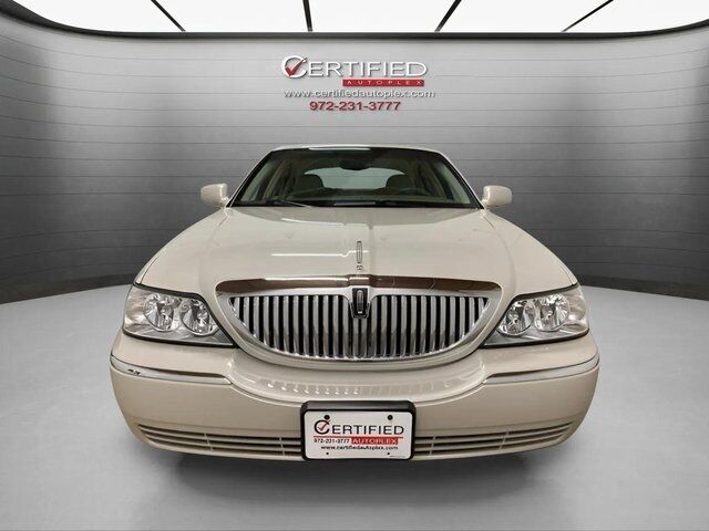 2005 Lincoln Town Car Signature Dallas TX
