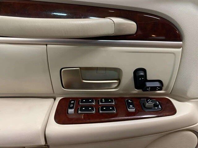 2005 Lincoln Town Car Signature Dallas TX