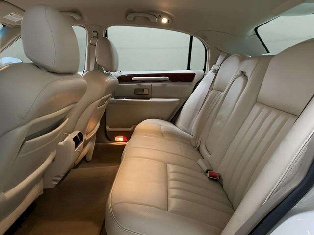 2005 Lincoln Town Car Signature Dallas TX