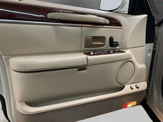 2005 Lincoln Town Car Signature Dallas TX