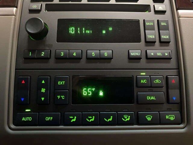 2005 Lincoln Town Car Signature Dallas TX