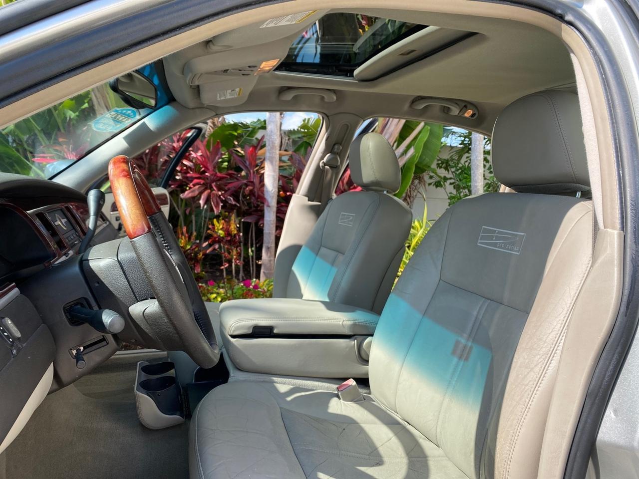 2005 Lincoln Town Car Signature Limited LOW MILES 84,448 Pompano Beach FL