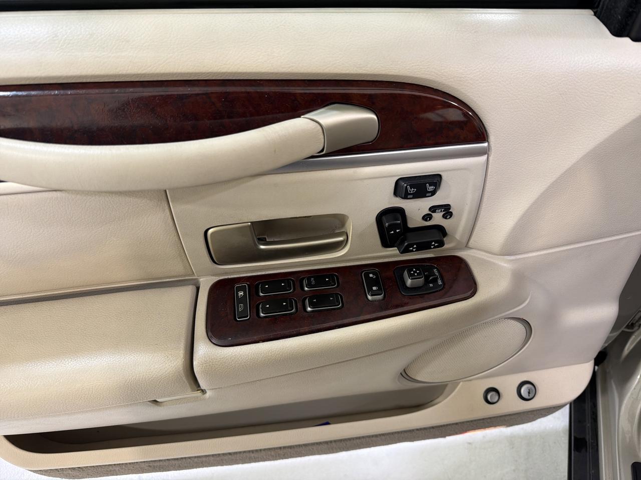 2005 Lincoln Town Car Signature Limited San Antonio TX