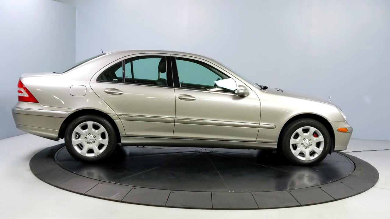 2005 Mercedes-Benz C-Class 3.2L St. Charles  IL