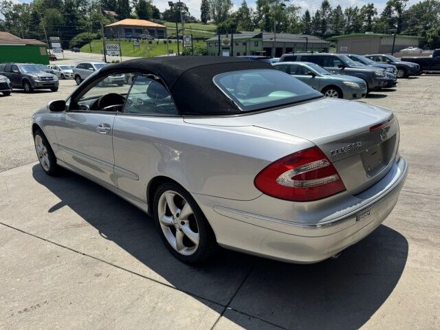2005 Mercedes-Benz CLK-Class 3.2L North Versailles PA