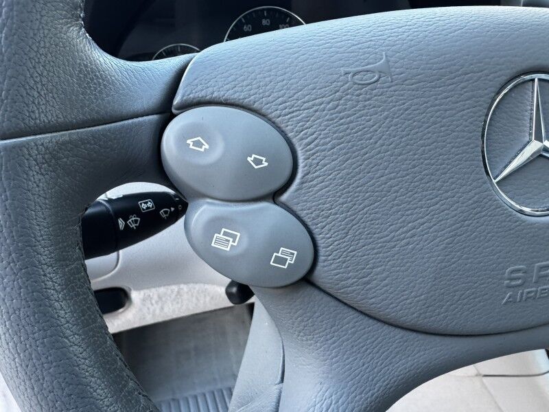 2005 Mercedes-Benz CLK500 5.0L Willow Grove PA