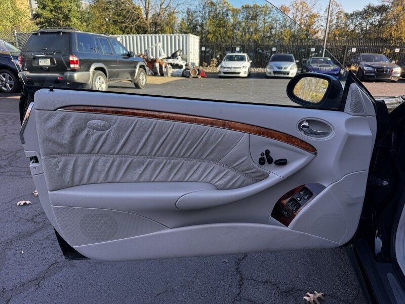 2005 Mercedes-Benz CLK500 5.0L Willow Grove PA