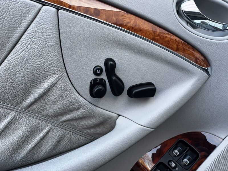 2005 Mercedes-Benz CLK500 5.0L Willow Grove PA