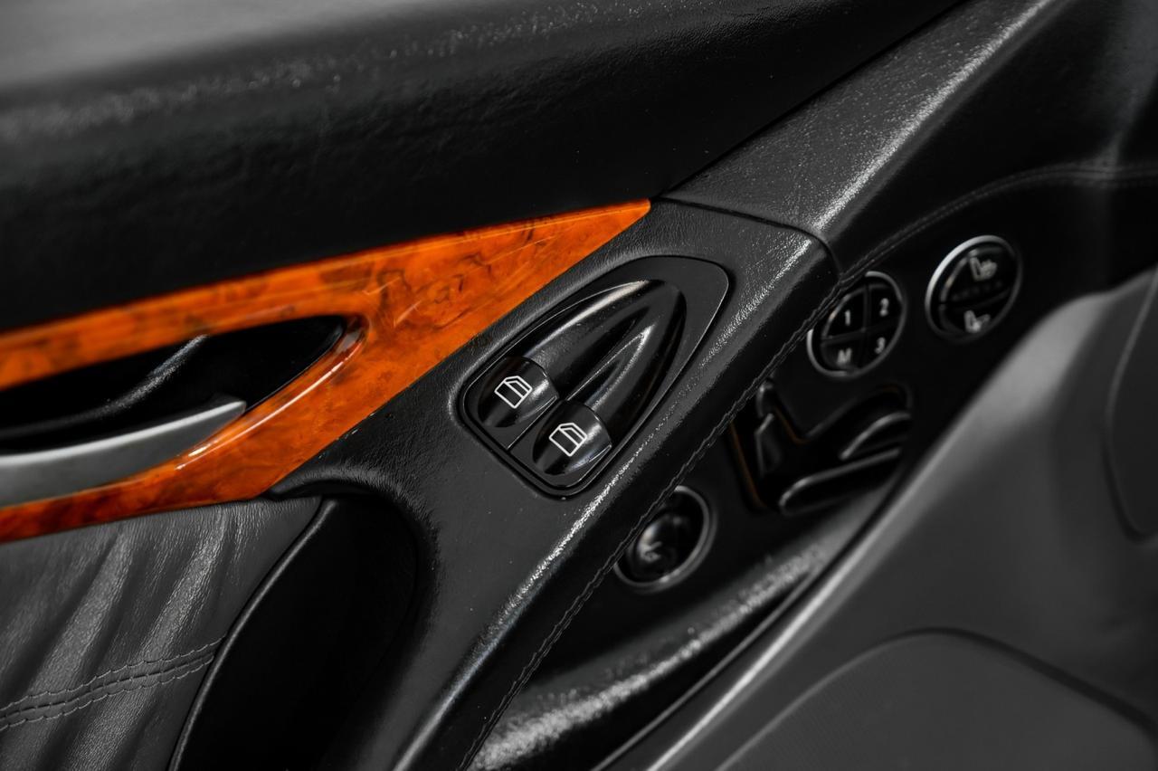 2005 Mercedes-Benz SL 600 V12 AUTOMATIC NAVIGATION LEATHER HEATED AND COOLED SEATS CRUISE Carrollton TX