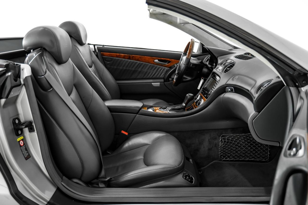 2005 Mercedes-Benz SL 600 V12 AUTOMATIC NAVIGATION LEATHER HEATED AND COOLED SEATS CRUISE Carrollton TX
