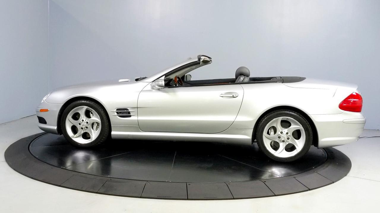 2005 Mercedes-Benz SL-Class 5.5L St. Charles  IL