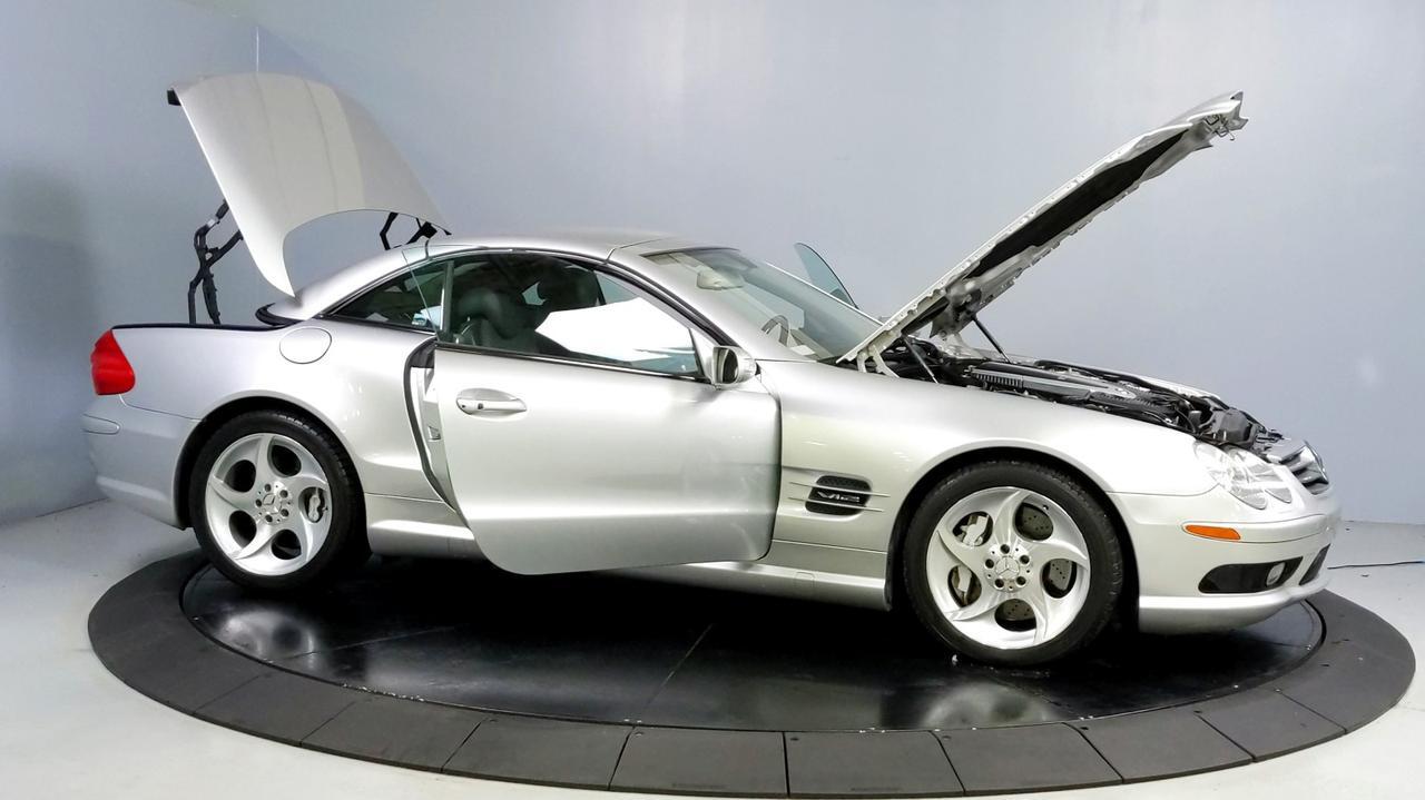 2005 Mercedes-Benz SL-Class 5.5L St. Charles  IL