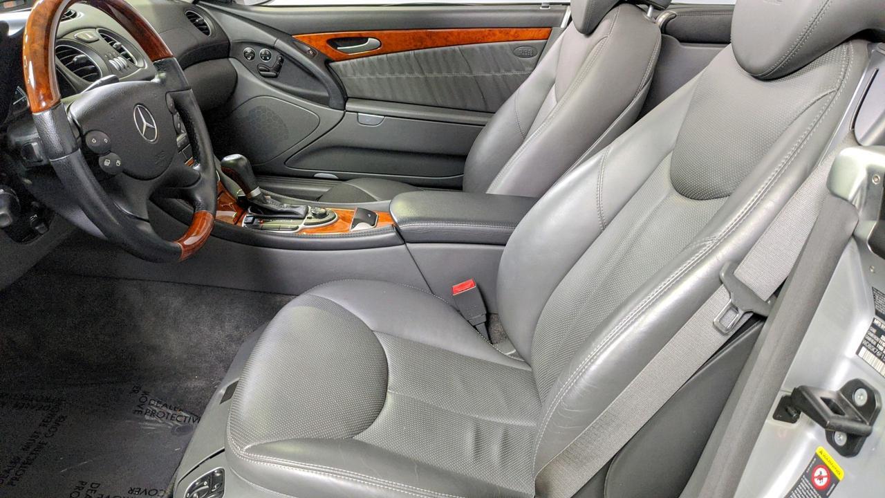 2005 Mercedes-Benz SL-Class 5.5L St. Charles  IL