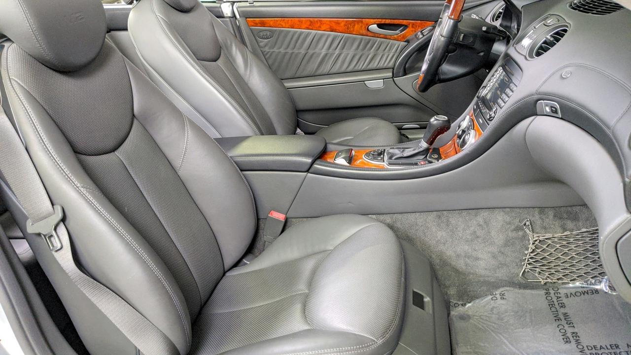 2005 Mercedes-Benz SL-Class 5.5L St. Charles  IL