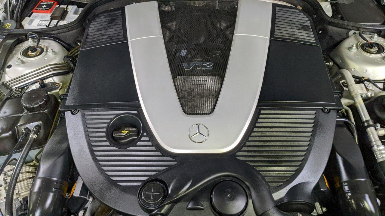 2005 Mercedes-Benz SL-Class 5.5L St. Charles  IL
