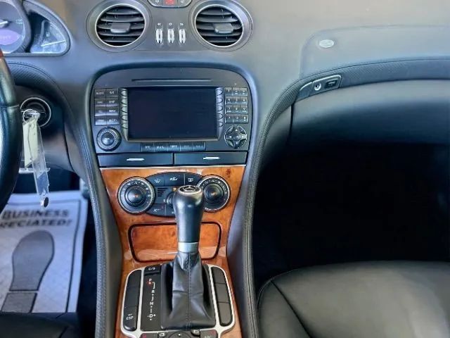 2005 Mercedes-Benz SL-Class SL 500 Roadster 2D Cincinnati OH