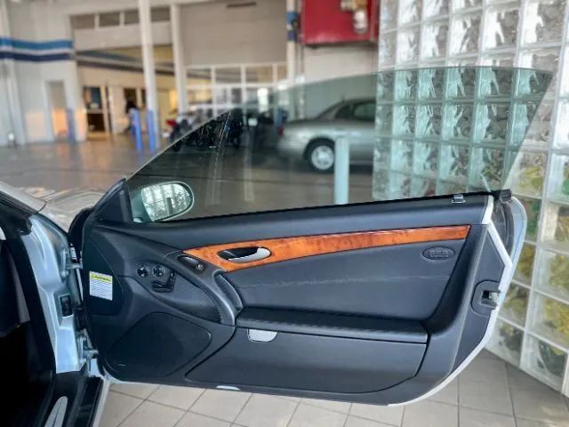 2005 Mercedes-Benz SL-Class SL 500 Roadster 2D Cincinnati OH