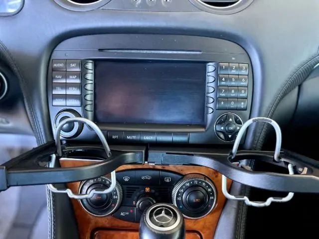 2005 Mercedes-Benz SL-Class SL 500 Roadster 2D Cincinnati OH