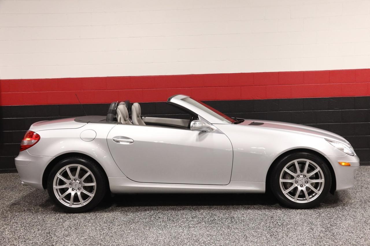 2005 Mercedes-Benz SLK 350 2dr Roadster Skokie IL